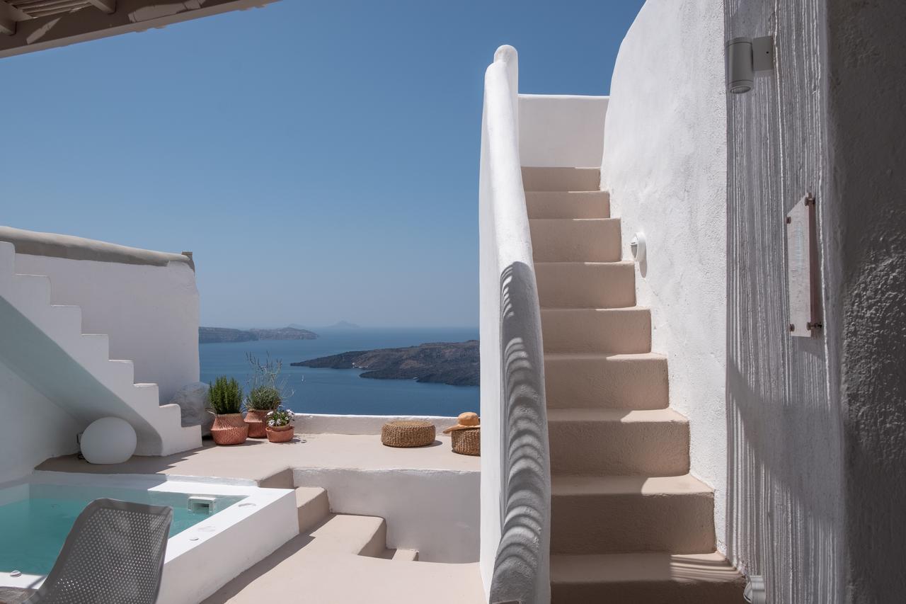 The Globe Suites Villa Fira  Exterior foto